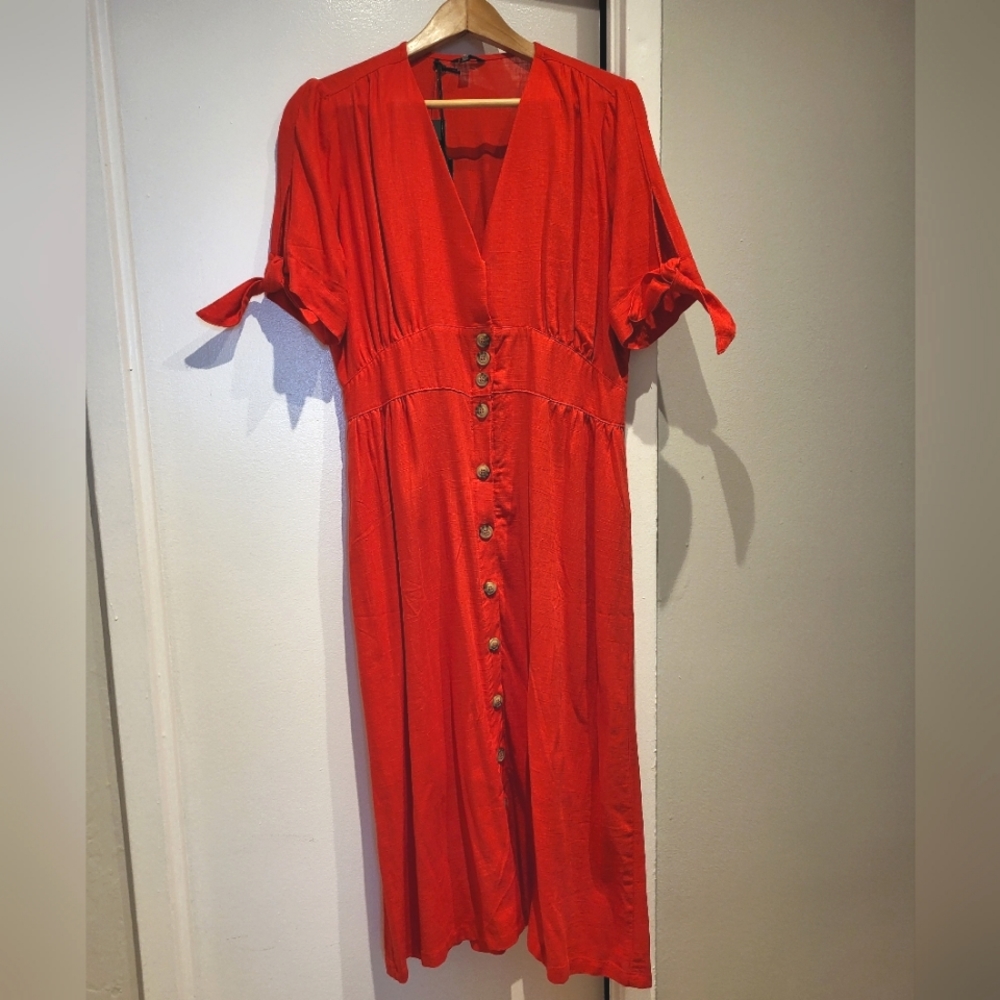 Buffalo David Bitton Red Mariposa V neck front button dress -brand new condition